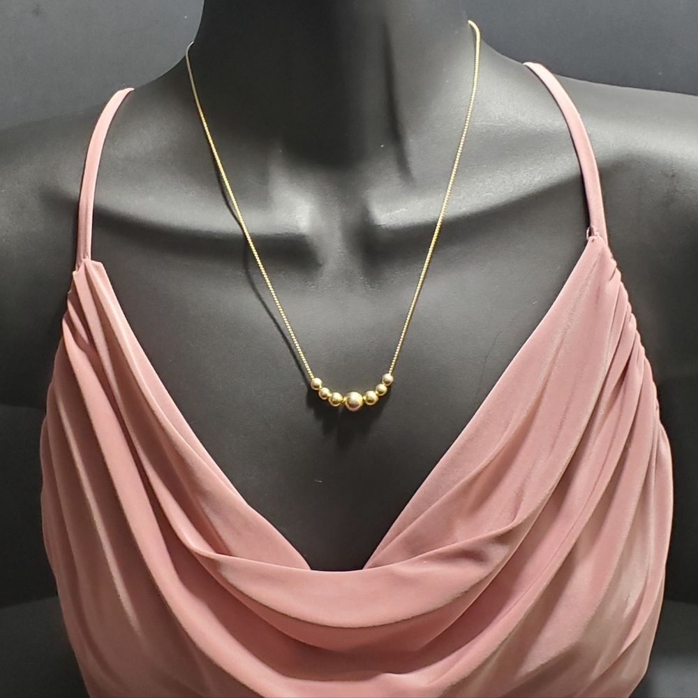 Gold tone necklace with gold tone beads. - Picture 2 of 6
